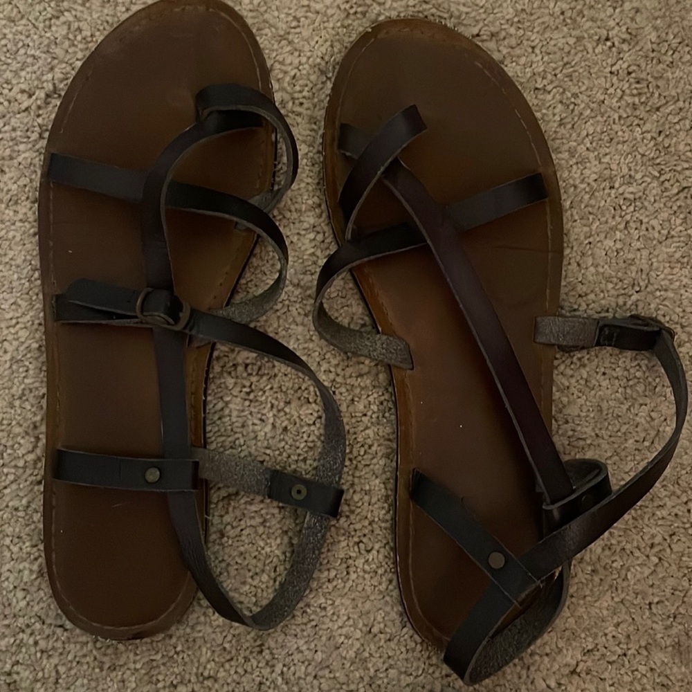 Wore these almost everyday in highschool. They are too small now.